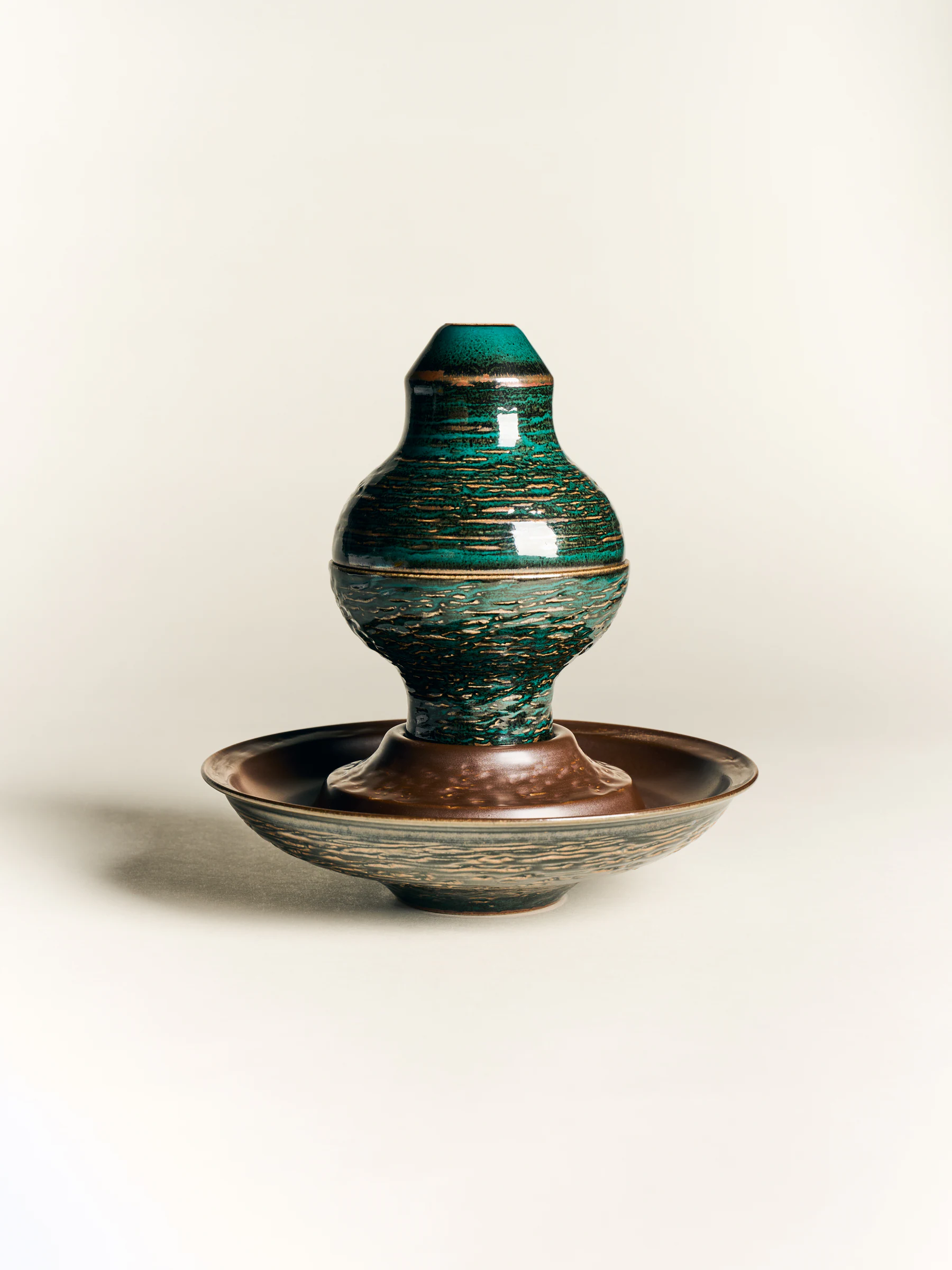 泥吞象器物作品